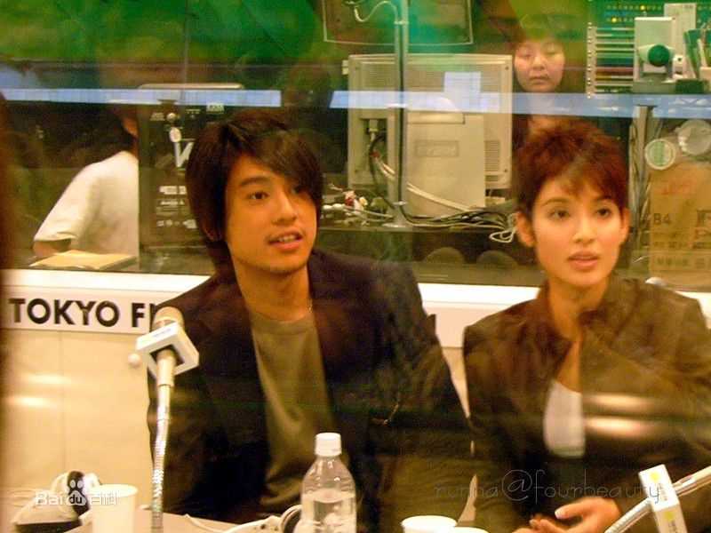 朱孝天(Ken Chu)与女明星合照图片图集