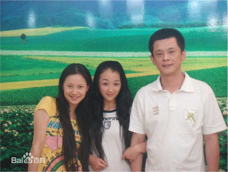 2010年 《春暖花开》剧照