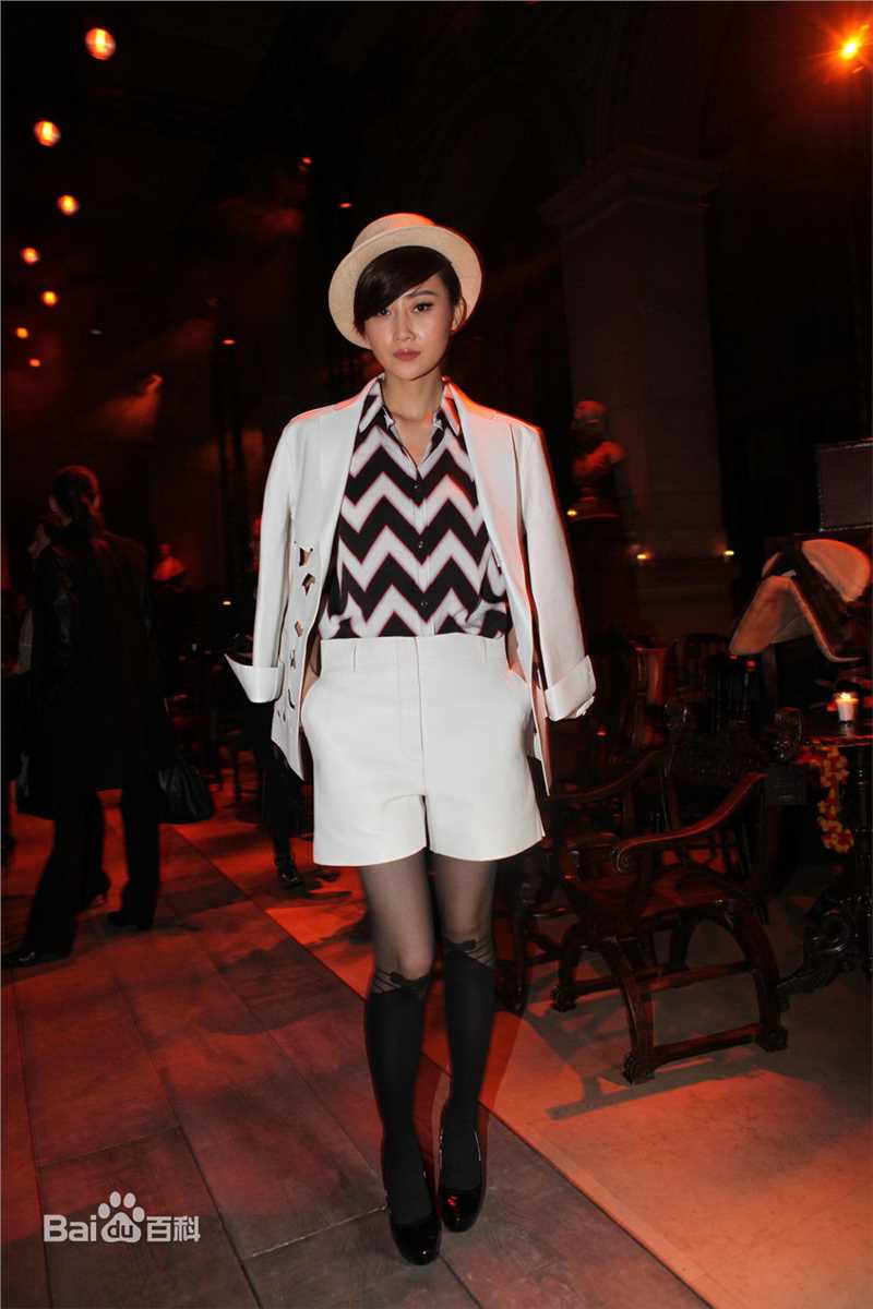 2012年3月林鹏参加巴黎时装周