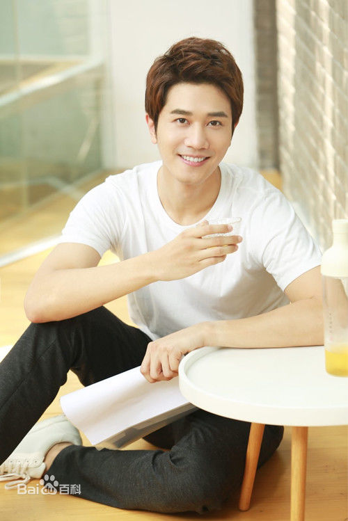 彭冠英茶馆读诗