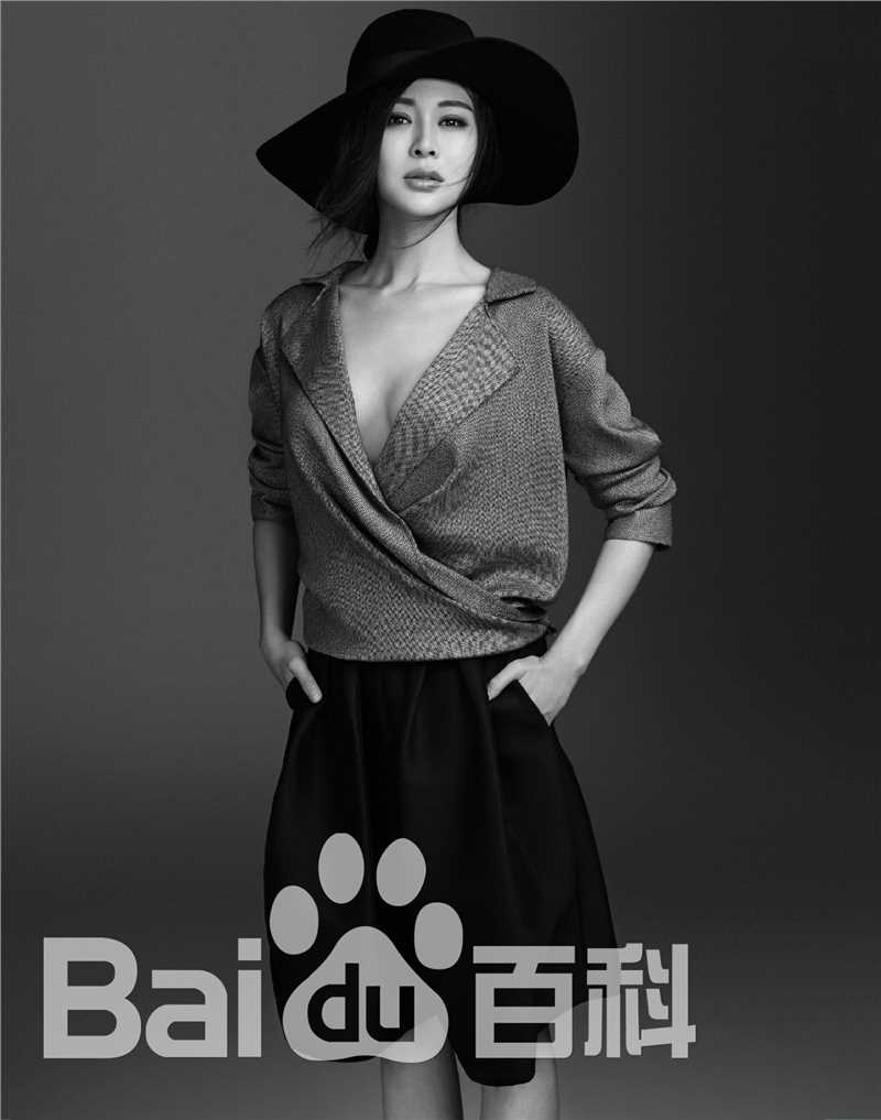 关悦(Guan Yue)在《ellemen》中的