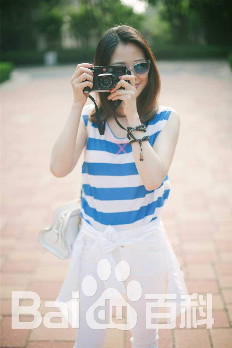 关悦(Guan Yue)悦SELFIE素颜照相册