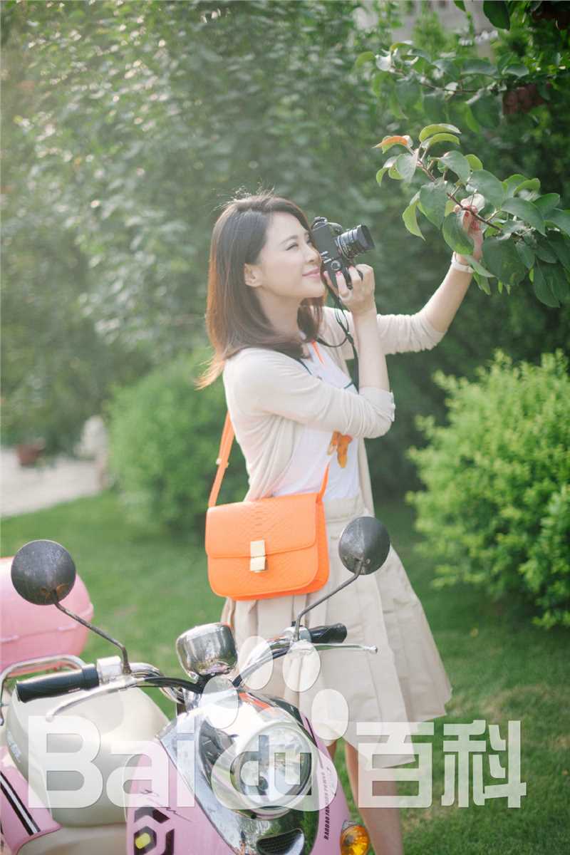 关悦(Guan Yue)悦SELFIE素颜照相册