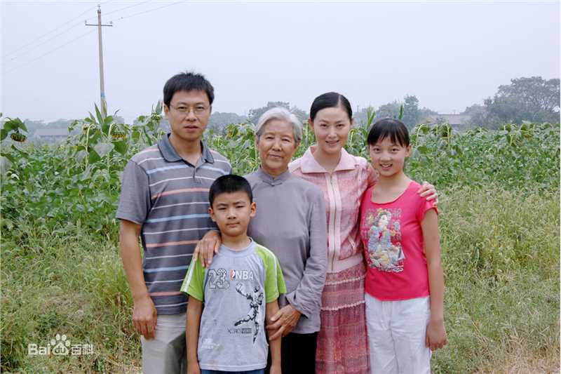 《胡亚捷》封面图片