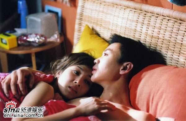 2004年《阳光像花一样绽放》剧照