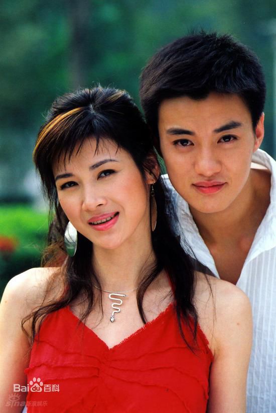 2004年《阳光像花一样绽放》剧照