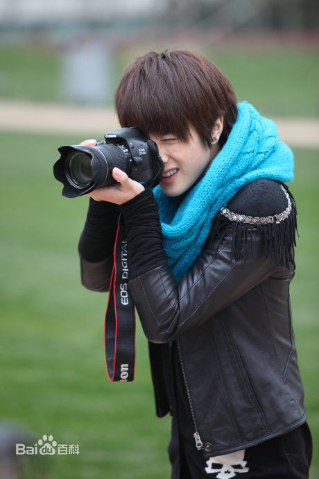 隋俊波出演《男人帮》中艾米