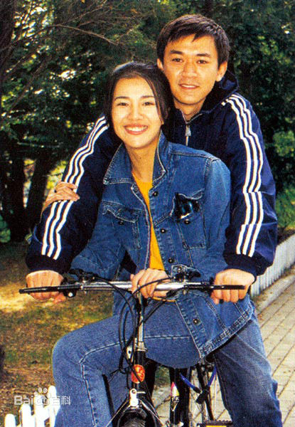 《王彤》封面图片