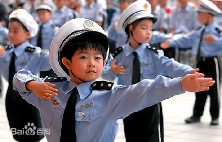 《王彤》封面图片