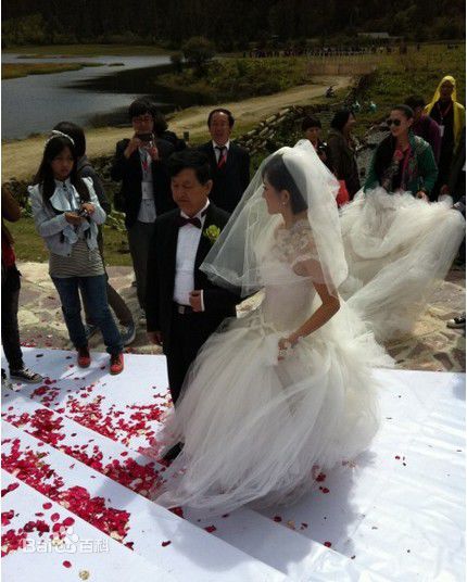 谢娜(Nana)婚礼前后照片