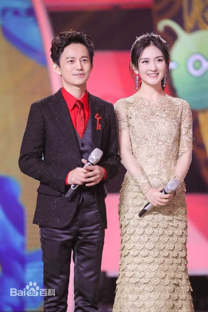 谢娜(Nana)主持晚会壁纸壁纸