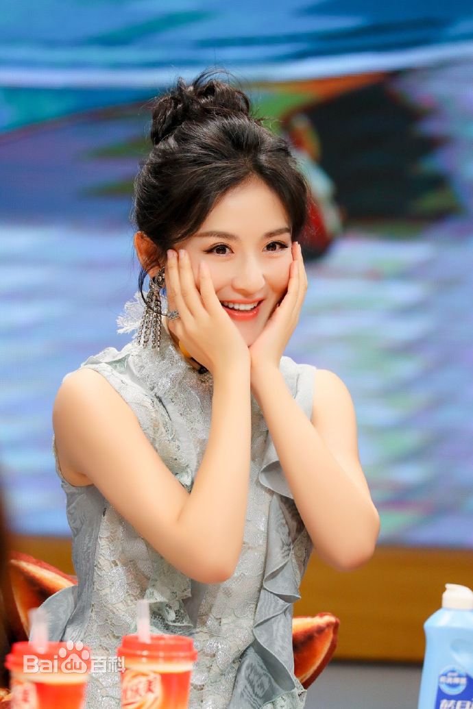 精选谢娜(Nana)在《拜托了衣橱》中的图册