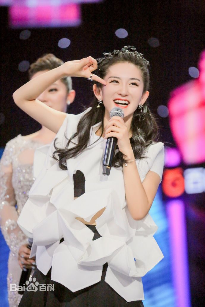 高清谢娜(Nana)在《偶滴歌神啊》中的图集