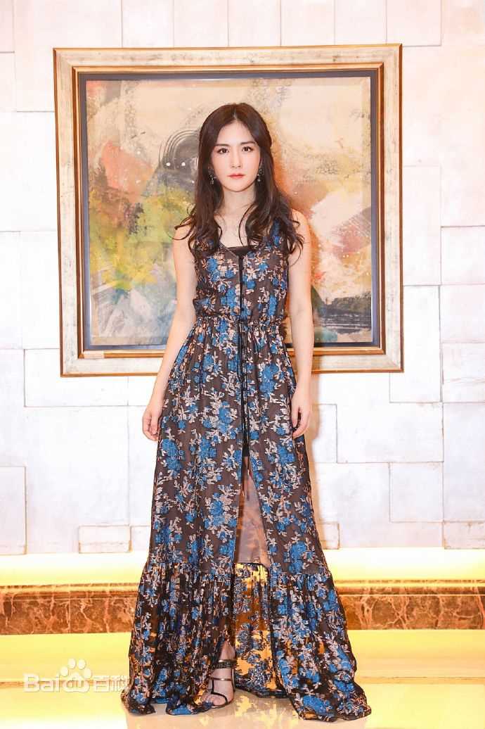 谢娜(Nana)网易最有态度综艺女王素颜照壁纸