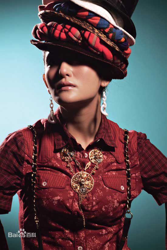 高清谢娜(Nana)在《菠萝菠萝蜜》专辑造型照中的图集