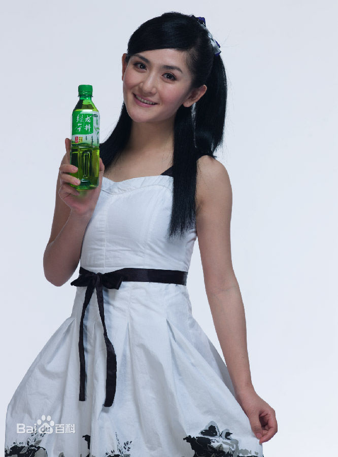 谢娜(Nana)娜娜代言哇哈哈性感图片图集