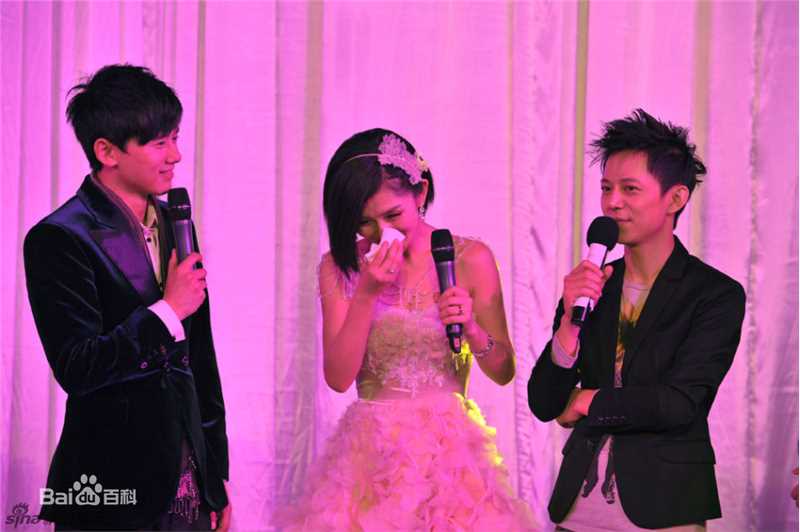 最全谢娜(Nana)精彩图册