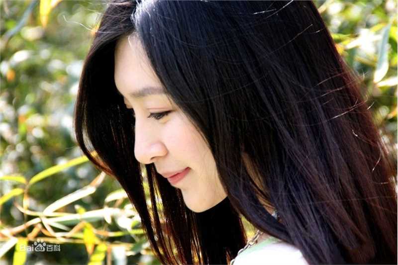 江疏影(Jiang Shuying)最新恬静壁纸