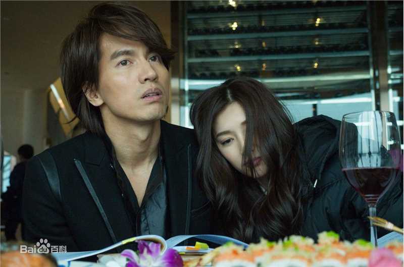 江疏影(Jiang Shuying)在《最佳前男友》饰演傅方思中的