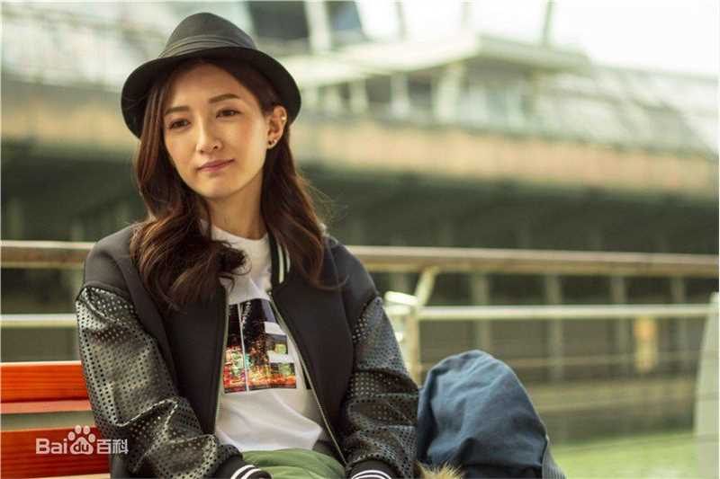 江疏影(Jiang Shuying)在《最佳前男友》饰演傅方思中的