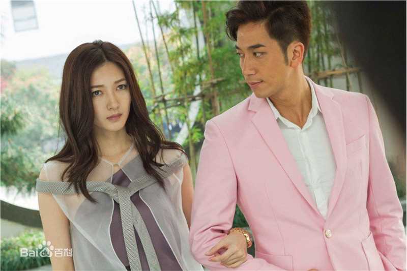 江疏影(Jiang Shuying)在《最佳前男友》饰演傅方思中的