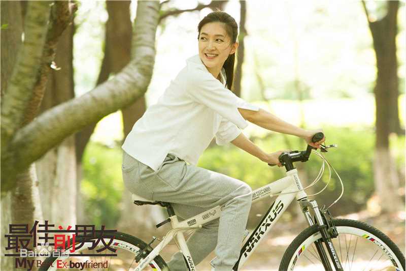 江疏影(Jiang Shuying)在《最佳前男友》饰演傅方思中的