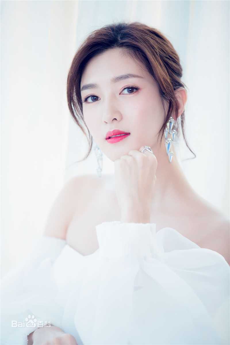 江疏影(Jiang Shuying)保时捷尊享盛宴图片图集