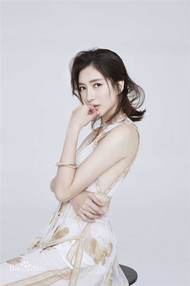 最全江疏影(Jiang Shuying)在《小资Chic》中的壁纸