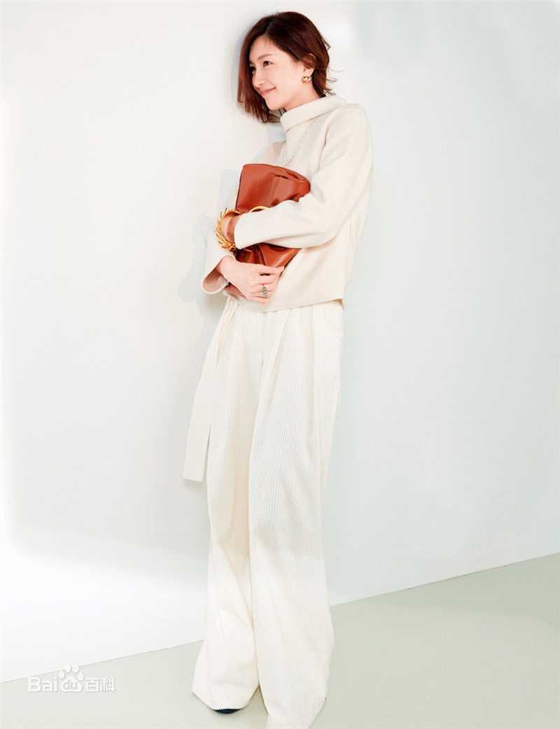 高清江疏影(Jiang Shuying)在《红秀Grazia》中的图集