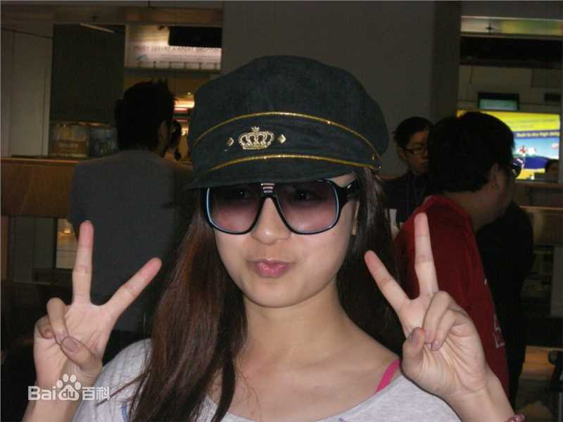 江若琳(Elanne Kwong)生活照素颜照相册