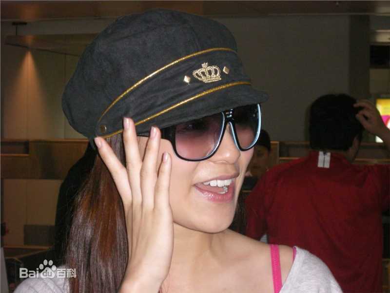 江若琳(Elanne Kwong)生活照素颜照相册