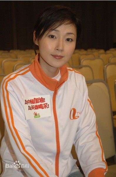 万绮雯(Joey Meng Yee Man)抗震救灾活动前后照片