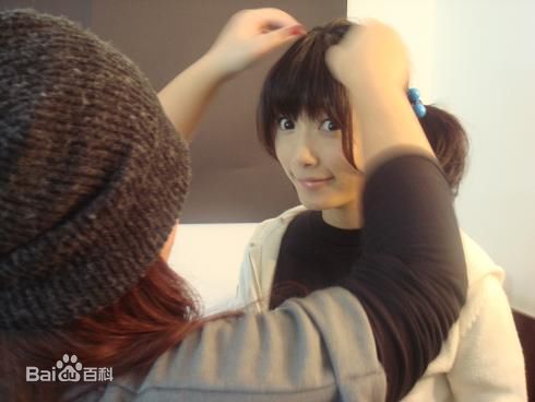 曹议文(Sherry Cao)生活照系列2素颜照壁纸