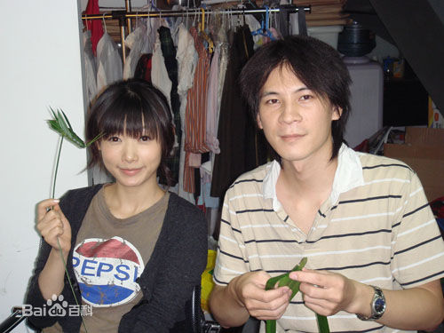 曹议文(Sherry Cao)生活照系列2素颜照壁纸