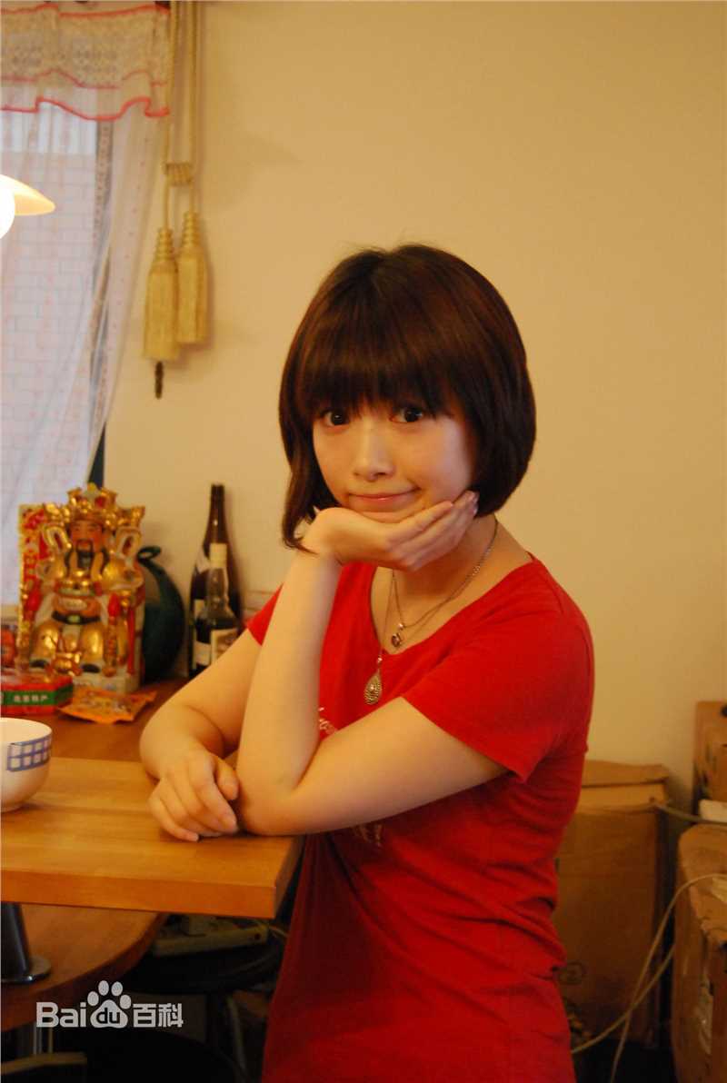 曹议文(Sherry Cao)生活照系列2素颜照壁纸