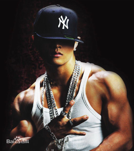 刘承俊(Yoo Seung Jun/Steve)JUN哥海口演出现场壁纸壁纸