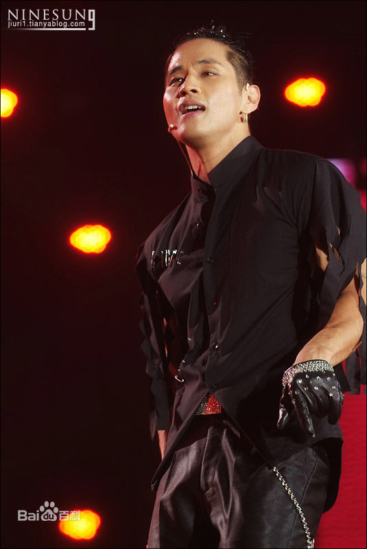 刘承俊(Yoo Seung Jun/Steve)JUN哥海口演出现场壁纸壁纸