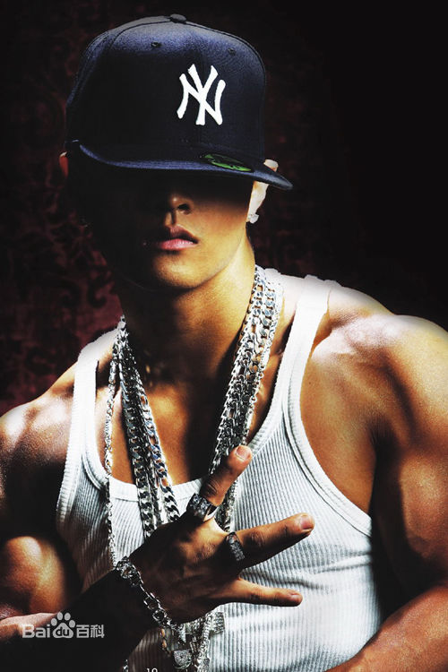 刘承俊(Yoo Seung Jun/Steve)前后照片