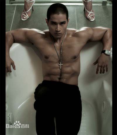 刘承俊(Yoo Seung Jun/Steve)前后照片