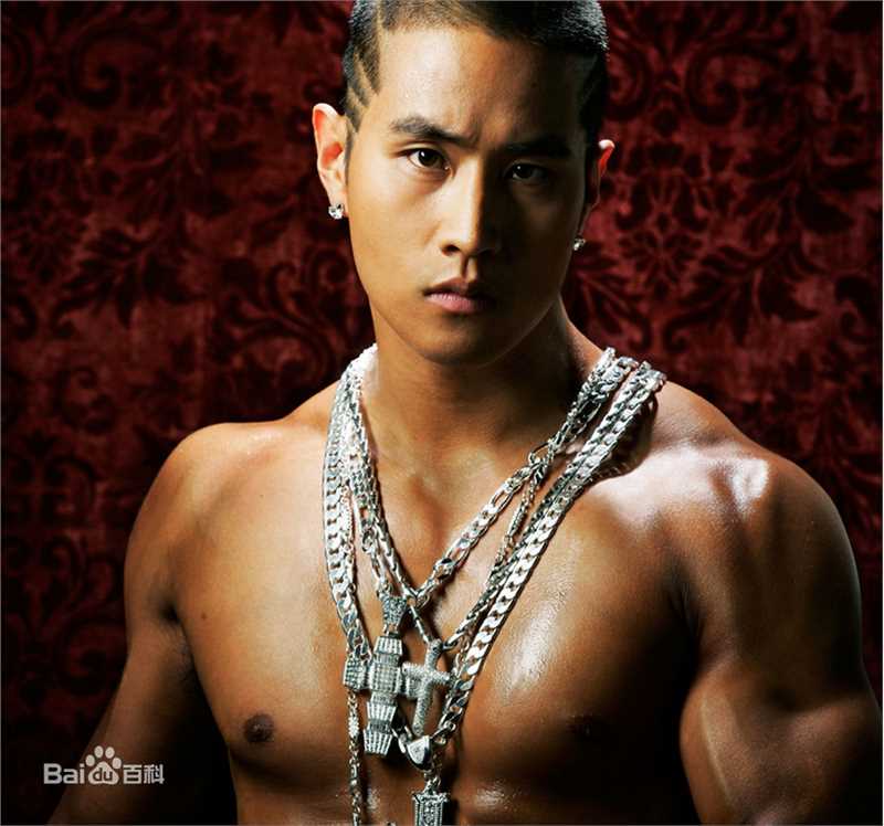 刘承俊(Yoo Seung Jun/Steve)前后照片