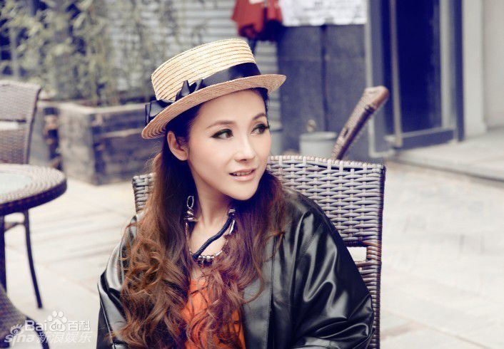 邓紫衣精彩图册