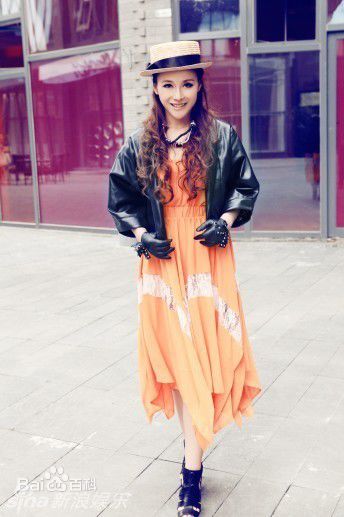 邓紫衣精彩图册