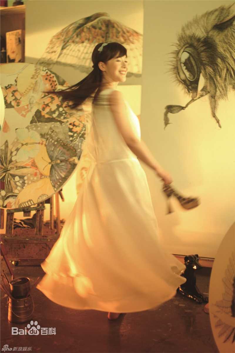 邓紫衣精彩图册