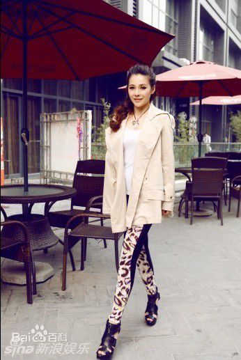 邓紫衣精彩图册