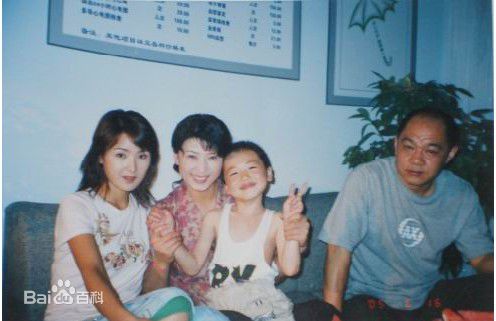 2005年《都市外乡人》剧照