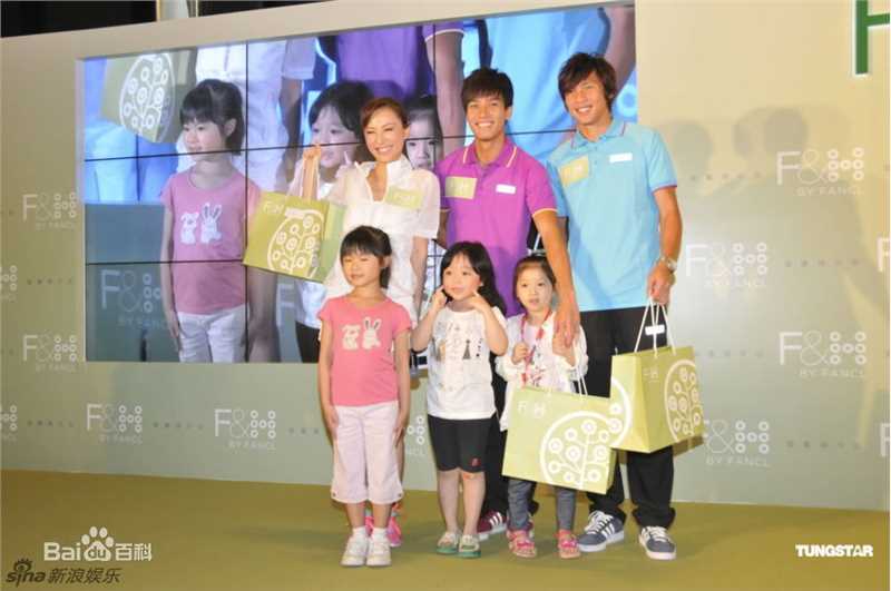 最新刘心悠(Annie Liu (Annie Lau))精彩图册