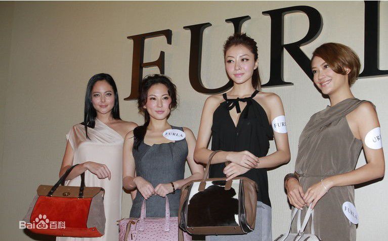 刘心悠(Annie Liu (Annie Lau))合照性感图片壁纸