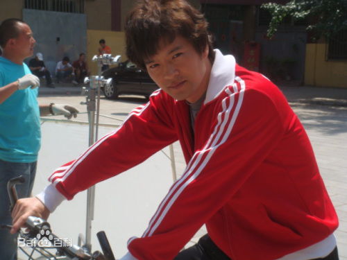 《桑伟淋》生活照