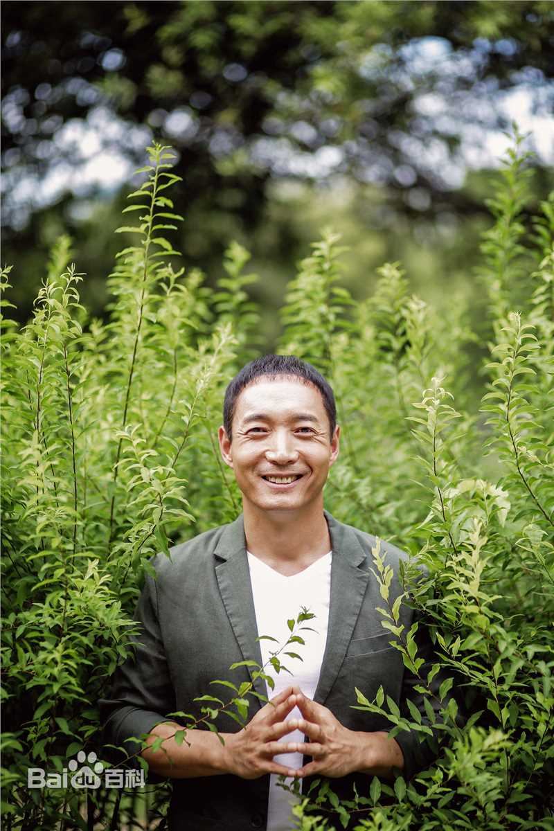 《李易祥》封面图片