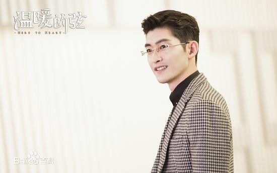 张翰(Hans Zhang)温暖的弦素颜照相册